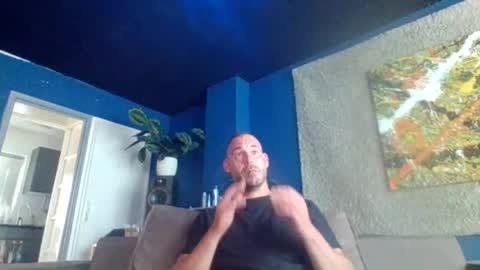 handsomeguy4ever online show from August 3, 9:04 am