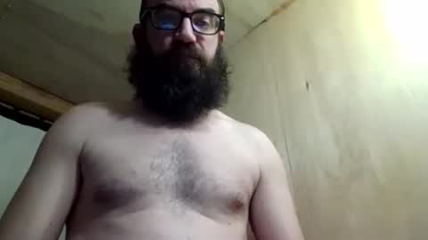 handywoody online show from February 5, 12:03 am