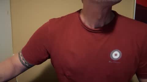 hanky online show from December 16, 11:33 am