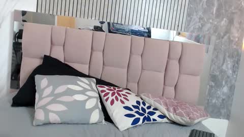 Hanna Palmer online show from November 15, 2:29 pm