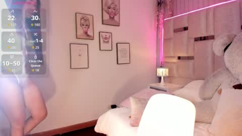 Hanna Klover online show from April 26, 3:26 am