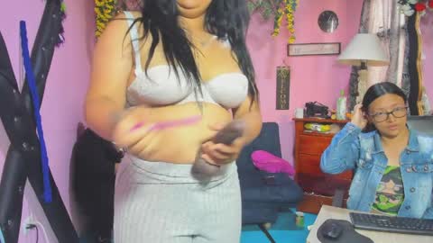 Hanna online show from March 26, 4:01 pm