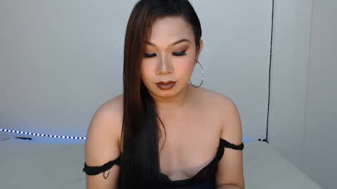 Hannah online show from February 26, 3:14 am