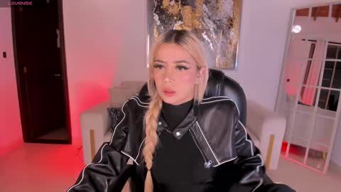  Hanna Connor  online show from October 12, 11:50 pm