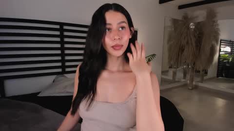 Hannah online show from January 25, 8:10 pm