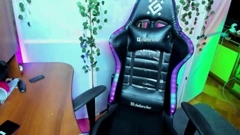 Hannah online show from November 22, 1:26 am