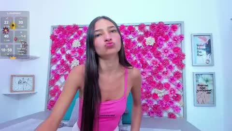 Hannah Miller online show from September 22, 11:25 am