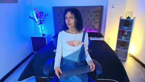 HannahBlue  online show from February 23, 12:29 pm