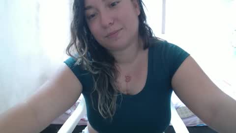 hannahevans2 online show from April 30, 9:19 pm