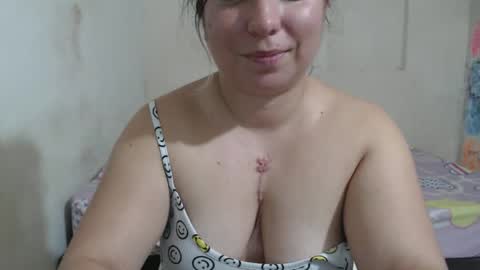 hannahevans2 online show from April 30, 3:33 am