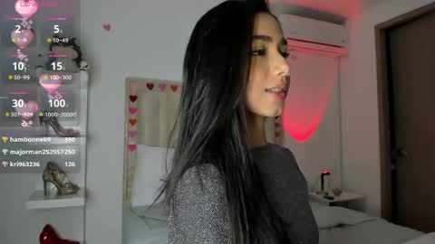 HANNAH GREENN - follow me online show from March 30, 3:06 am