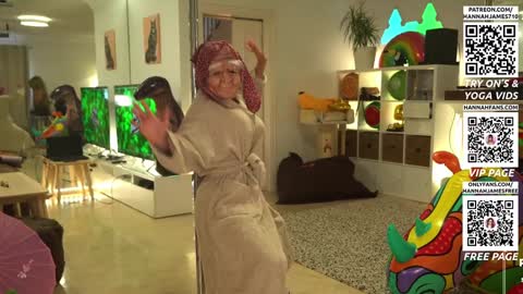 Hannah James online show from March 24, 5:52 pm