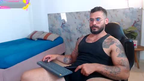 hanz_col online show from October 23, 6:09 pm