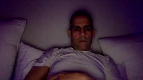 Snapshot of happy2334 chatting on September 27, 6:11 am skysky6969 online show from September 27, 6:11 am