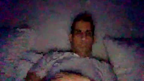 Snapshot of happy2334 chatting on October 18, 1:48 pm skysky6969 online show from October 18, 1:48 pm