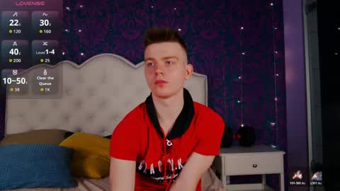 happydeimos online show from April 21, 9:33 pm