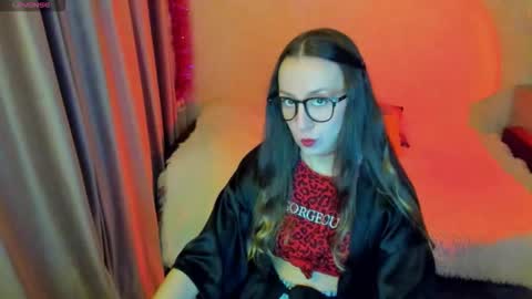 Snapshot of happystephanie chatting on October 20, 7:08 pm Stephanie online show from October 20, 7:08 pm