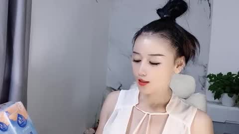 happysweety1688 online show from September 30, 4:45 am