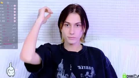 Mark online show from September 8, 3:22 pm