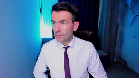 Steve online show from October 10, 12:11 pm