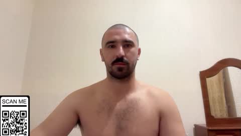 Snapshot of hard_to_obey chatting on October 8, 5:52 pm hard_to_obey online show from October 8, 5:52 pm