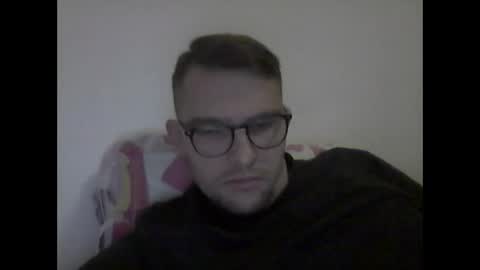 hardboylovemilfmoom online show from November 15, 6:31 pm