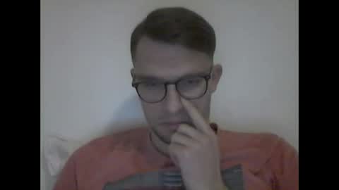 hardboylovemilfmoom online show from March 5, 12:41 am