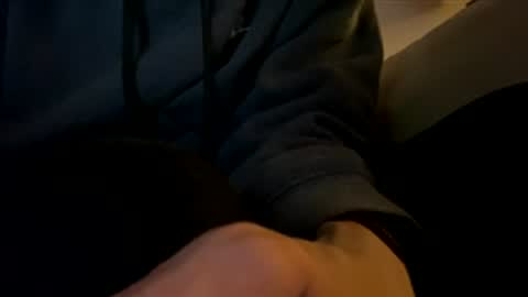 Slim West Cox online show from December 4, 7:13 pm