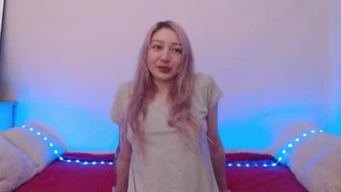 Emily online show from January 13, 9:00 pm