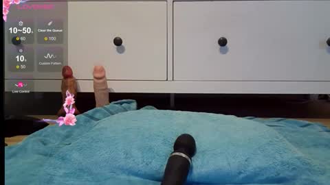 Snapshot of harddom95 chatting on September 17, 2:53 pm hardom online show from September 17, 2:53 pm