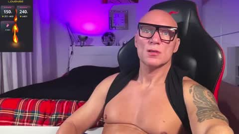 MATTSTEEL - ITALIAN STALLION online show from November 20, 2:25 pm