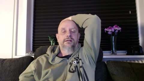 MrLazy online show from January 7, 7:08 pm