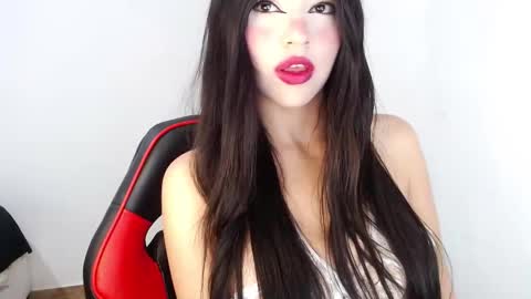 harleyqueen_robbie online show from January 7, 3:44 am