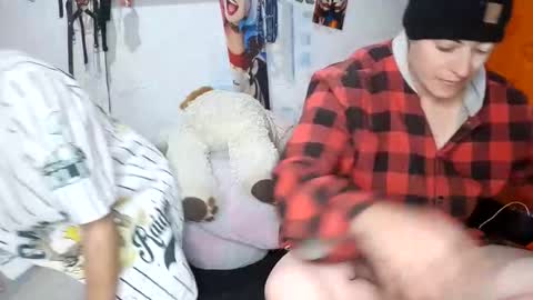    online show from February 12, 10:48 pm