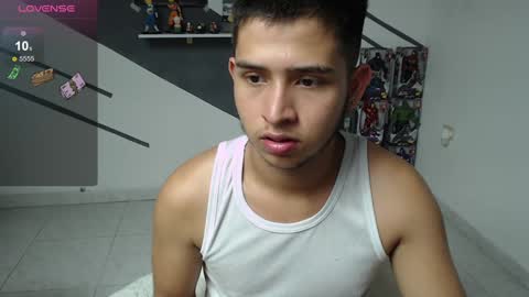 harold_18_ online show from December 19, 7:40 pm