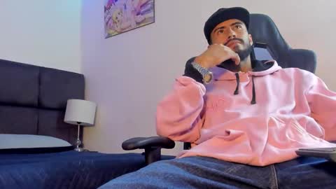 harold_999 online show from October 18, 6:45 pm