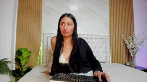 Harper  online show from July 28, 3:21 pm