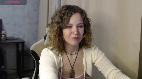 Snapshot of harpersweety chatting on October 6, 10:49 pm Harper online show from October 6, 10:49 pm