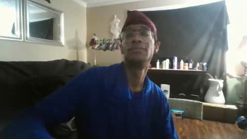  frozen chill online show from March 10, 10:30 am