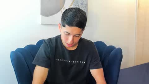 Snapshot of harry_klein chatting on September 10, 7:37 pm   H  K   online show from September 10, 7:37 pm