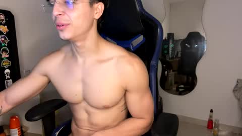 harry_p01 online show from September 8, 4:06 pm