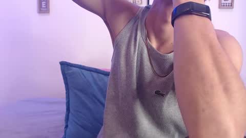 Snapshot of harrythomson1 chatting on February 21, 9:02 am harry thomson online show from February 21, 9:02 am