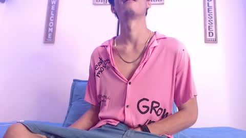 Snapshot of harrythomson1 chatting on March 6, 7:47 am harry thomson online show from March 6, 7:47 am