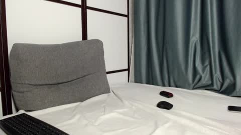 harvey_foster online show from April 21, 10:22 am