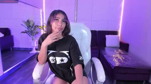 HasleyCarter online show from October 17, 4:49 am