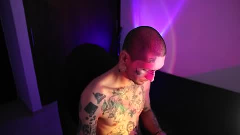 More content   2   online show from December 18, 2:40 am