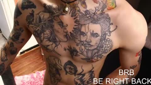 Snapshot of hatsumotokyoto chatting on February 2, 12:19 am More content   2   online show from February 2, 12:19 am