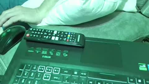 haysay722354422 online show from May 14, 9:07 am