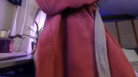 Hazel online show from November 18, 4:26 am