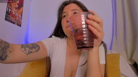 Im Hazel online show from May 10, 6:03 pm